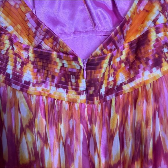 Laundry By Shelli Segal Halter Maxi Dress Size 2 Pink & Orange Pleated - Picture 3 of 7